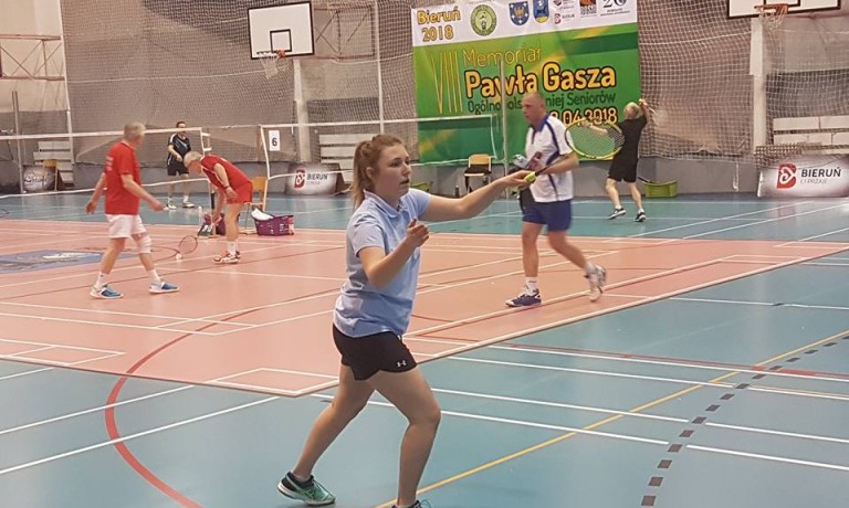turniej-badmintona-seniorow-bierun-2012